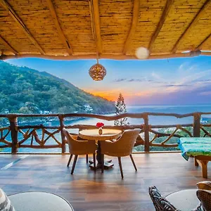 https://villa-lala-boutique-hotel.hotelspuertovallarta.org