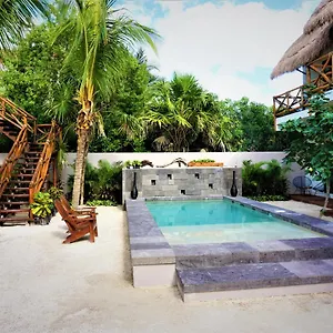 מלון La Puerta Azul Beachfront - Adults Only, הולבוקס איילנד